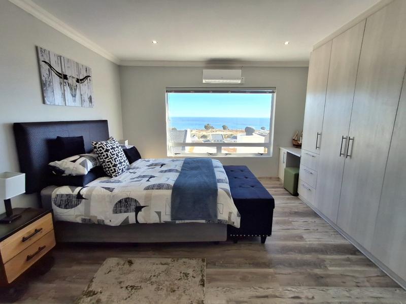 4 Bedroom Property for Sale in Da Gama Bay Western Cape